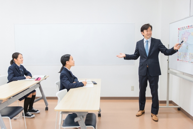 学資 保険 見直し
